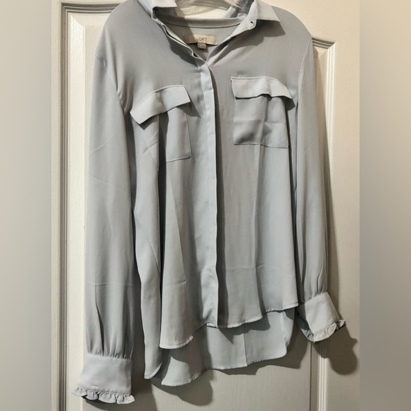 LOFT Light Blue Button Up Long Sleeve Blouse Women’s Size Large - Picture 1 of 3